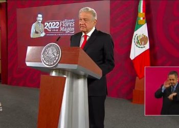 López Obrador pide “moralizar” al país tras trifulca en el Estadio Corregidora