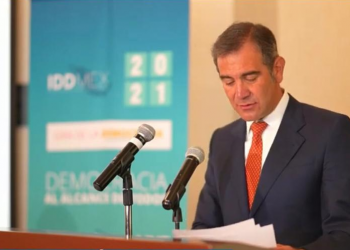 La democracia puede tener retrocesos significativos: Lorenzo Córdova