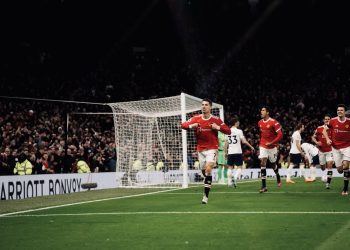 Cristiano marca un “Hat Trick” y el Man United vence 3-2 al Tottenham Hotspur