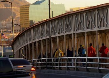 EU permite entrada de ucranianos desde frontera con México