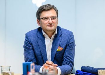 Ucrania pide a China que sea mediador para alcanzar un alto al fuego