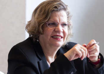 La manera en que los medios representan a la mujer no es real: Nadine Gasman