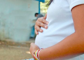 El embarazo en niñas de 10 a 15 años sigue siendo la principal causa de abandono de clases