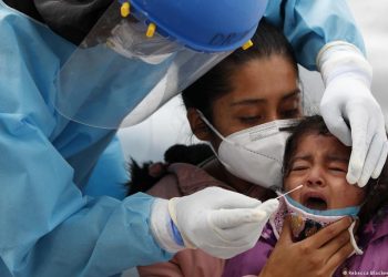 Niños con Covid-19 desarrollan anticuerpos naturales hasta por siete meses.