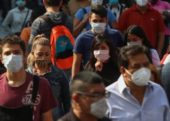 Nuevo León eliminará el uso obligatorio de cubrebocas al aire libre