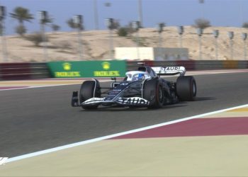 Pierre Gasly dominó el primer libre; Sainz tercero, Alonso octavo y ‘Checo’ décimo