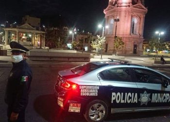 Confirma SSP que jefe policial en estado de ebriedad atropelló a un motociclista y tras su huida chocó contra un autobús