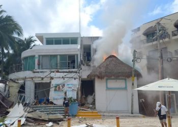 Se registra explosión en restaurante de Playa Mamitas, Quintana Roo, habría varios lesionados