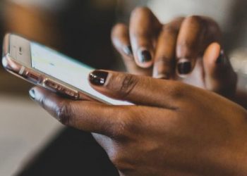 Rusia prohíbe actividades de Facebook e Instagram