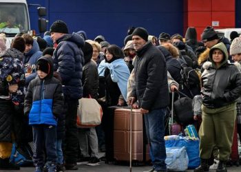Guerra en Ucrania ha provocado la salida de 3 millones de refugiados
