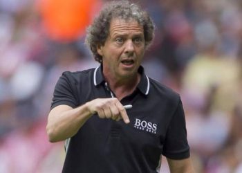 Baños cerca de salir del América, llegaría el “Ruso” Brailovsky