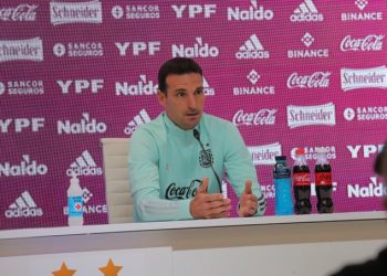 Leo está disponible para jugar ante Venezuela: Scaloni