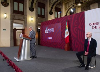 López Obrador informa sobre el sismo de esta mañana
