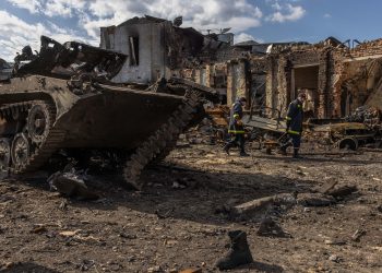 Rusia intensifica su ofensiva en Donbás y mantiene bombardeos al norte de Kiev