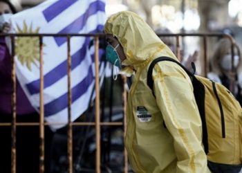 Uruguay registra 975 casos nuevos de COVID-19