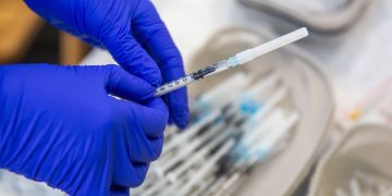 EMA evalúa la licencia europea de la vacuna francesa contra COVID 19 de Sanofi Pasteur