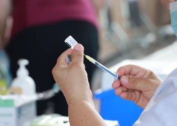 Instalarán módulos de vacunación contra COVID 19 en once municipios del EDOMEX
