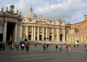 El Vaticano se ofreció a mediar en el conflicto entre Rusia y Ucrania