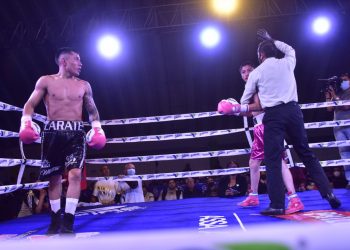 Jorge Zárate luce y noquea en dos rounds a Oscar Nery en Neza Fight Night