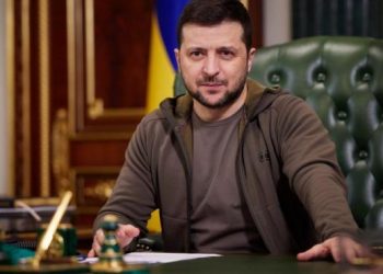 Zelenski dice que un acuerdo con Rusia tendrá que ser ratificado en referendo