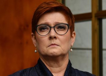 Australia prohíbe la exportación de productos de lujo a Rusia