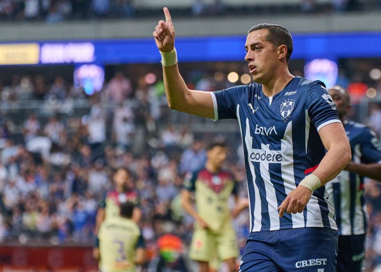 Rogelio Funes Mori celebrates his goal 2-1 of Monterrey during the game Monterrey vs America, corresponding to day 09 of the Torneo Clausura Grita Mexico C22 of Liga BBVA MX, at BBVA Bancomer Stadium, on March 05, 2022.



 Rogelio Funes Mori celebra su gol 2-1 de Monterrey durante el partido Monterrey vs America, correspondiente a la jornada 09 del Torneo Clausura Grita Mexico C22 de la Liga BBVA MX, en el Estadio BBVA Bancomer, el 05 de Marzo de 2022.