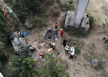 Dos migrantes muertos deja accidente en Veracruz