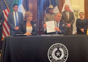 Texas acuerda con Chihuahua detener inspecciones en la frontera