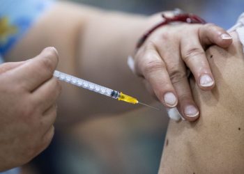 Argentina aplicará segundo refuerzo de la vacuna contra COVID-19