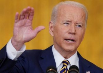 Biden anuncia 800 millones de dólares más en asistencia militar a Ucrania