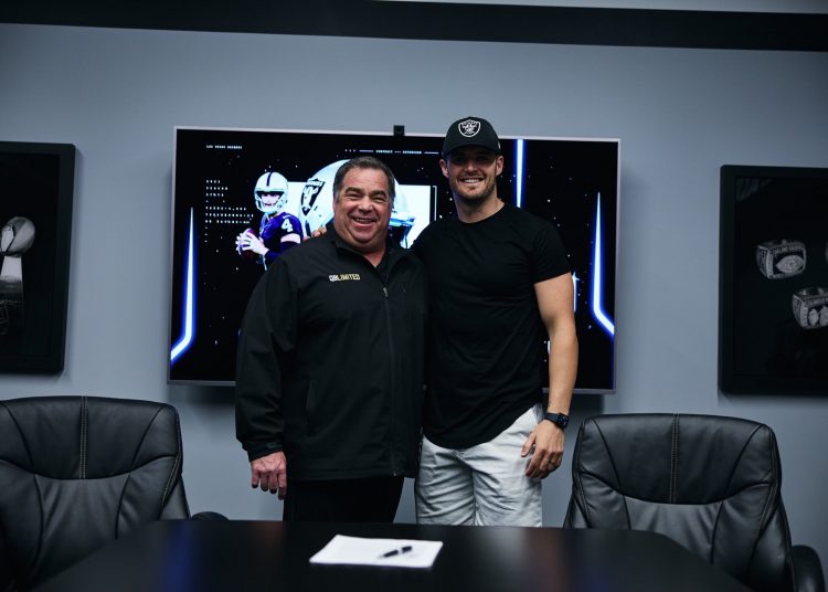 Foto @derekcarrqb