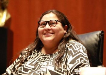 Secretaria general de Morena Citlalli Hernández solicitó su reincorporación al Senado