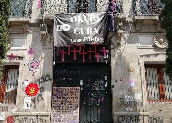 Trasladan a Santa Martha Acatitla a mujeres detenidas en operativo de recuperación de edificio de la CNDH