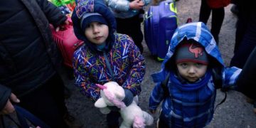 Save The Children denuncia ataques diarios contra unos 22 colegios en Ucrania