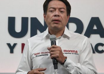 Estamos revisando si podemos presentar una denuncia penal contra legisladores y la acompañaríamos con la gente: Delgado