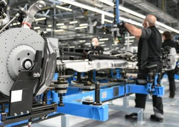 La producción industrial en EU subió un 0,9 % en marzo
