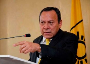 Exigimos que la Función Pública cumpla su responsabilidad e investigue al presidente y otros funcionarios que están violando la ley: Zambrano  