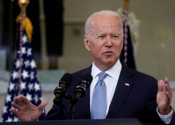 Biden pide al Congreso 33,000 millones de dólares más en ayuda a Ucrania