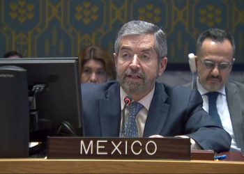 Casi 2 millones de niños han cruzado fronteras por el conflicto entre Rusia y Ucrania: Juan Ramón de la Fuente