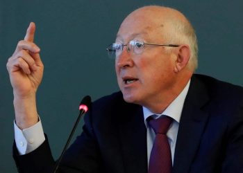 Reforma eléctrica generará litigios e incertidumbre en la inversión: Ken Salazar