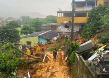 Sube a 14 el número de muertos por lluvias en Brasil