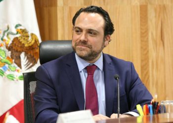 El presidente afirma 93 declaraciones no comprobables por conferencia: Estrada Straffon