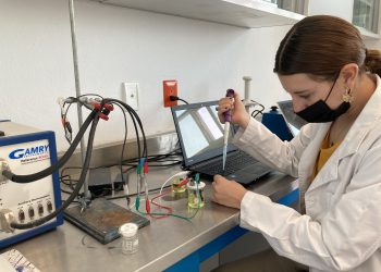 Desarrolla estudiante FI UAQ un detector de droga para evitar agresiones sexuales