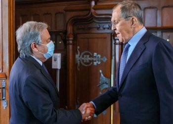 Lavrov rechaza ante Guterres la necesidad de mediadores con Ucrania