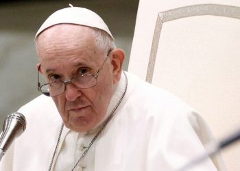 Ejercito ucraniano en Mariúpol pide ayuda al Papa Francisco para evacuar a civiles