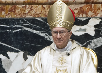 Hay que estar abiertos a aceptar que hay personas que nos pueden aportar: Parolin