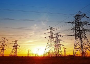 Coparmex pide a legisladores no aprobar la reforma eléctrica