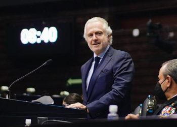 No queremos un país aislado y contaminado, queremos un México moderno: Creel