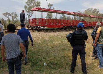 Volcadura de trenecito en Bosque de Aragón deja once lesionados