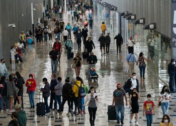 Ingresan 9.2 millones de visitantes internacionales a México entre enero y febrero de 2022: Sectur